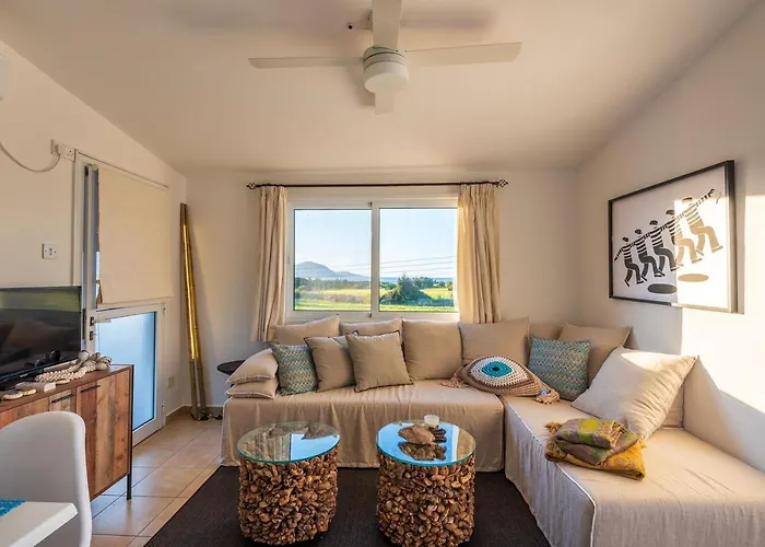 Akamas Sunset Bohemian Chic By One Lejlighed