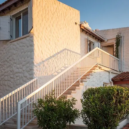 Apartament Akamas Sunset Bohemian Chic By One