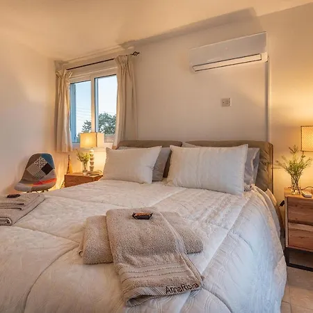 Akamas Sunset Bohemian Chic By One Apartament